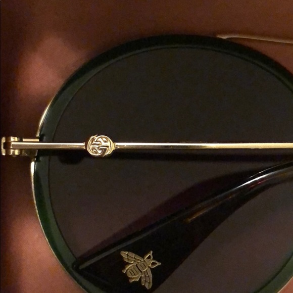 Gucci sunglasses main image 4